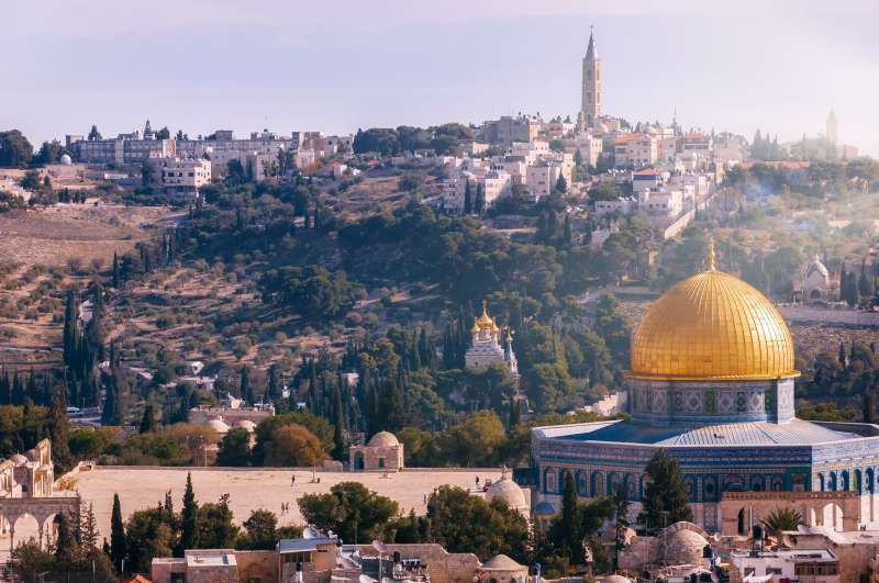 4. God woont bij mensen (in de gemeente).